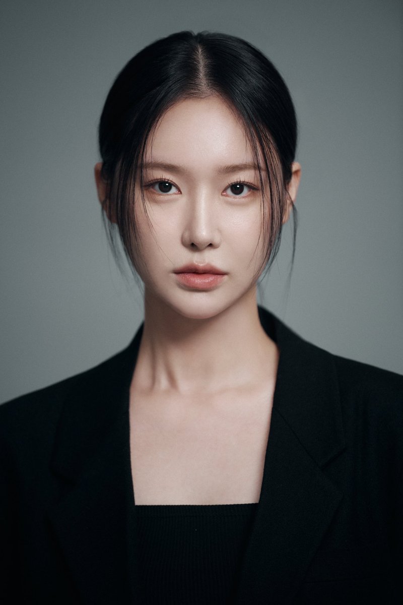 민영 / MINYOUNG tweet media