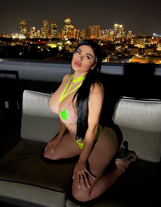 💋💋💋  https://t.co/9ibJqRhbtx https://t.co/DdcanNyEGl