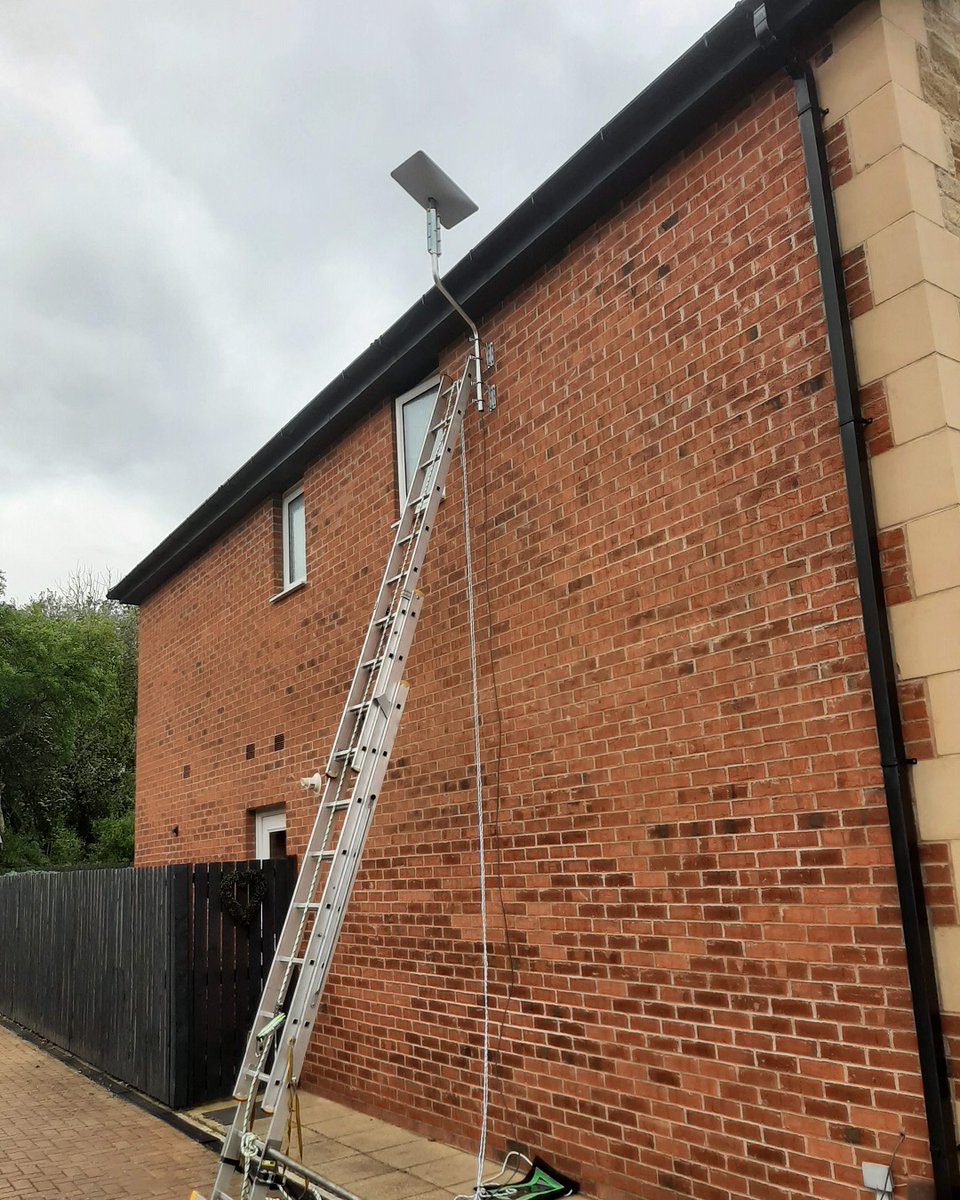 SirrahTech's tweet image. 📡 Looking for help installing your Starlink dish? 🌟 We recently helped a customer in Wynyard, who was having problems with their landline broadband, install their dish at roof level for a great signal.  ✨🚀

#StarlinkInstall #SatelliteBroadband #Starlink #HighSpeedInternet