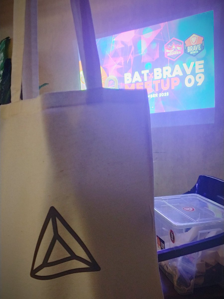 We Speak BAT ⟁ tweet media