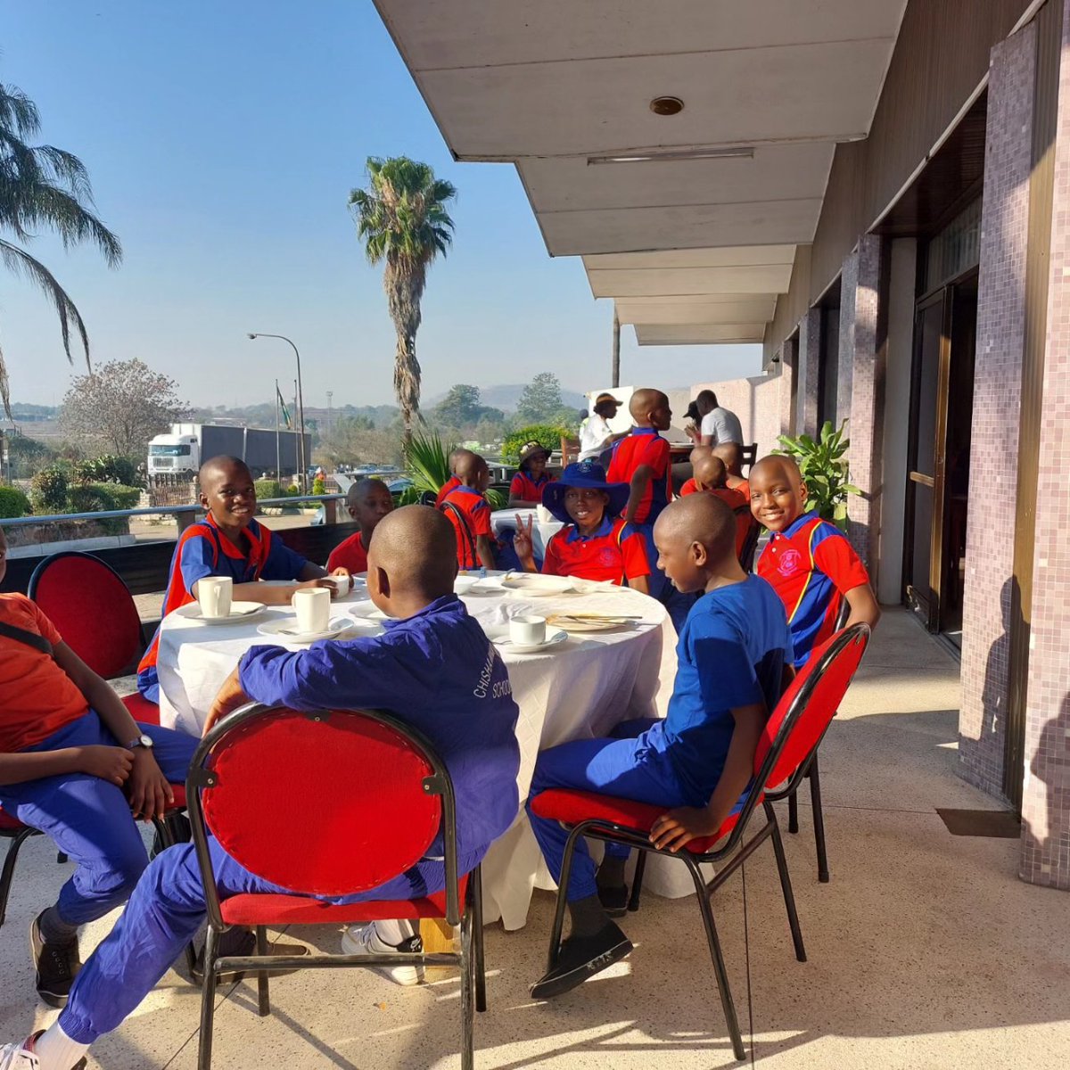 hotelchevron's tweet photo. Appreciation post

Thank you Chiredzi Government Primary School  and Chishawasha Mission Primary School for choosing to book with us for your school trips' accommodation and meals. We appreciate the opportunity to serve you.

#schooltrips'accommodation&amp;meals
#regencychevronhotel https://t.co/oWUq2ZlToi