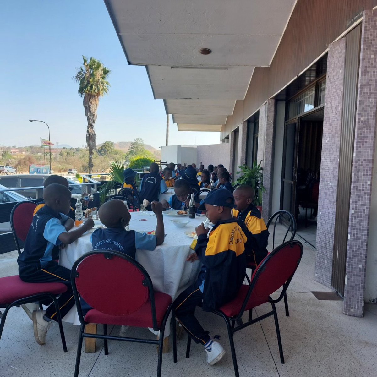 hotelchevron's tweet photo. Appreciation post

Thank you Chiredzi Government Primary School  and Chishawasha Mission Primary School for choosing to book with us for your school trips' accommodation and meals. We appreciate the opportunity to serve you.

#schooltrips'accommodation&amp;meals
#regencychevronhotel https://t.co/oWUq2ZlToi