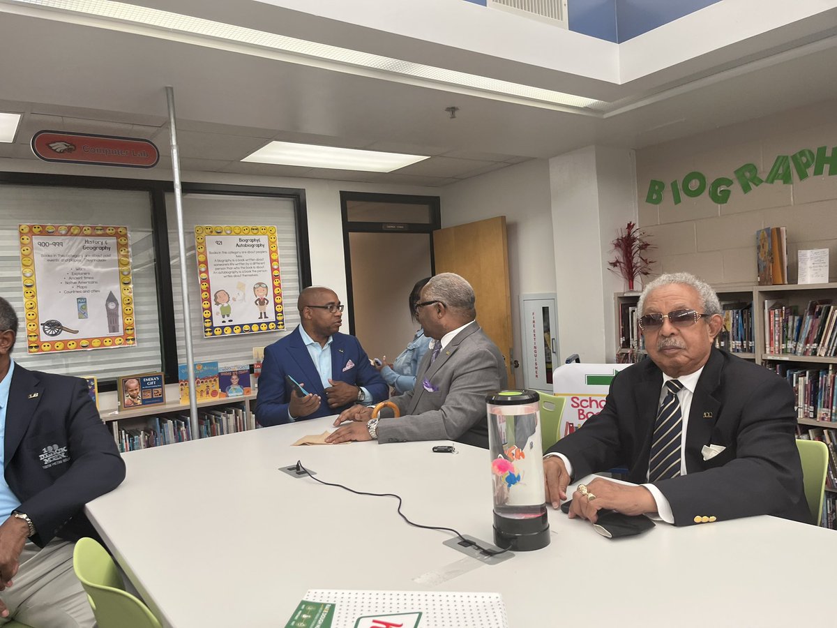 Brandi Nichols (@brandi_nichols_) on Twitter photo Standing room only!!! Donuts for Dads! Thank you to the Parklane Eagle dads! <a href="/DrTamaraCandis/">Dr. Tamara Candis</a> <a href="/i_title/">Parent Liaison: Briar Hills ES & Paul D. West MS</a> <a href="/Parklane_Eagles/">Parklane Elementary</a> <a href="/ssbraggs/">Shaunte Braggs, EdD</a> Standing room only!!! Donuts for Dads! Thank you to the Parklane Eagle dads! <a href="/DrTamaraCandis/">Dr. Tamara Candis</a> <a href="/i_title/">Parent Liaison: Briar Hills ES & Paul D. West MS</a> <a href="/Parklane_Eagles/">Parklane Elementary</a> <a href="/ssbraggs/">Shaunte Braggs, EdD</a>