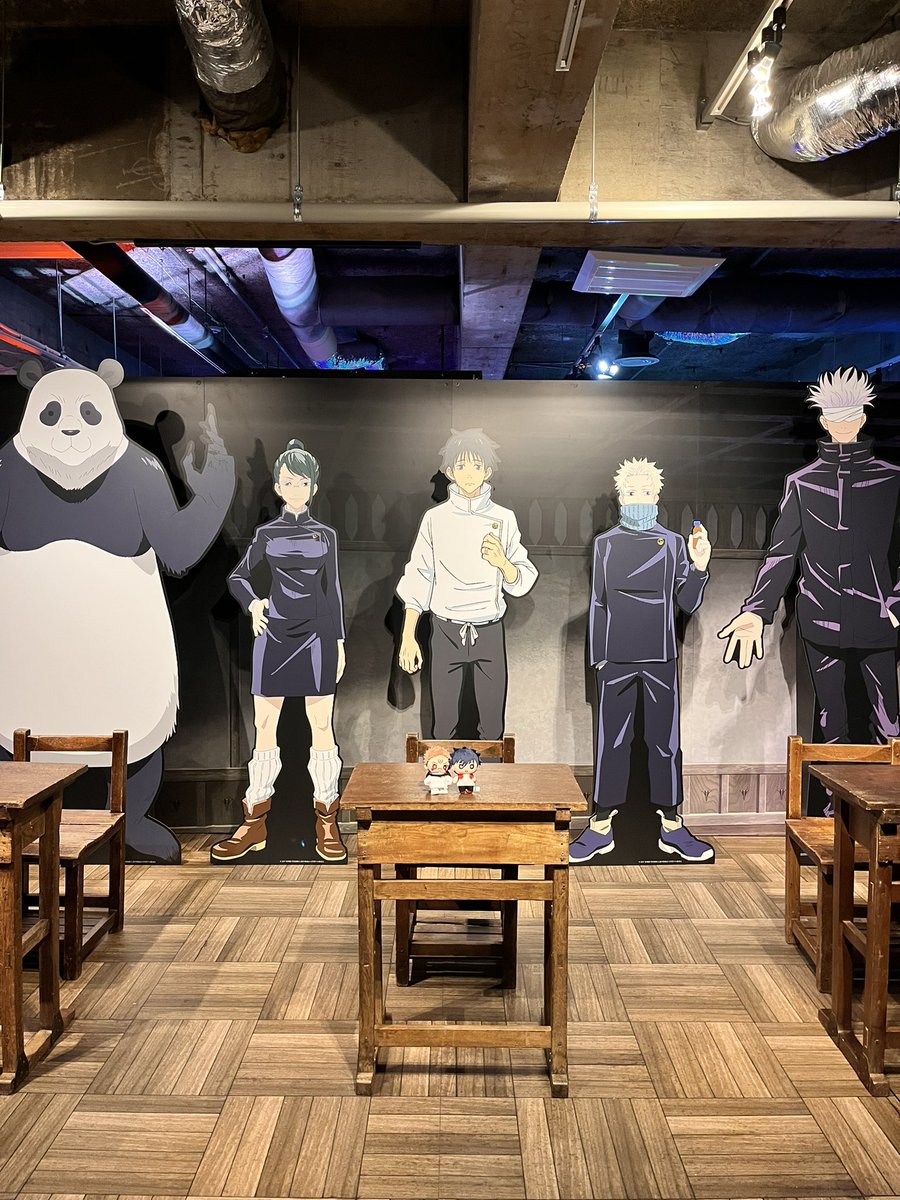 平日なのに結構、賑わっていたので(2日目だし)

一瞬の隙を狙って撮影しました🤭 