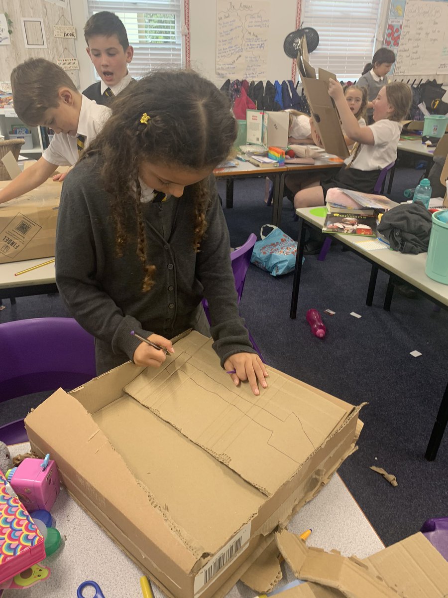 CCMPrimary's tweet photo. The year 4 Roman soldiers have passed the application process and are now busy making their weapons for a battle against the Celts! 🛡️ #preparingforbattle https://t.co/vlZntZBfMB