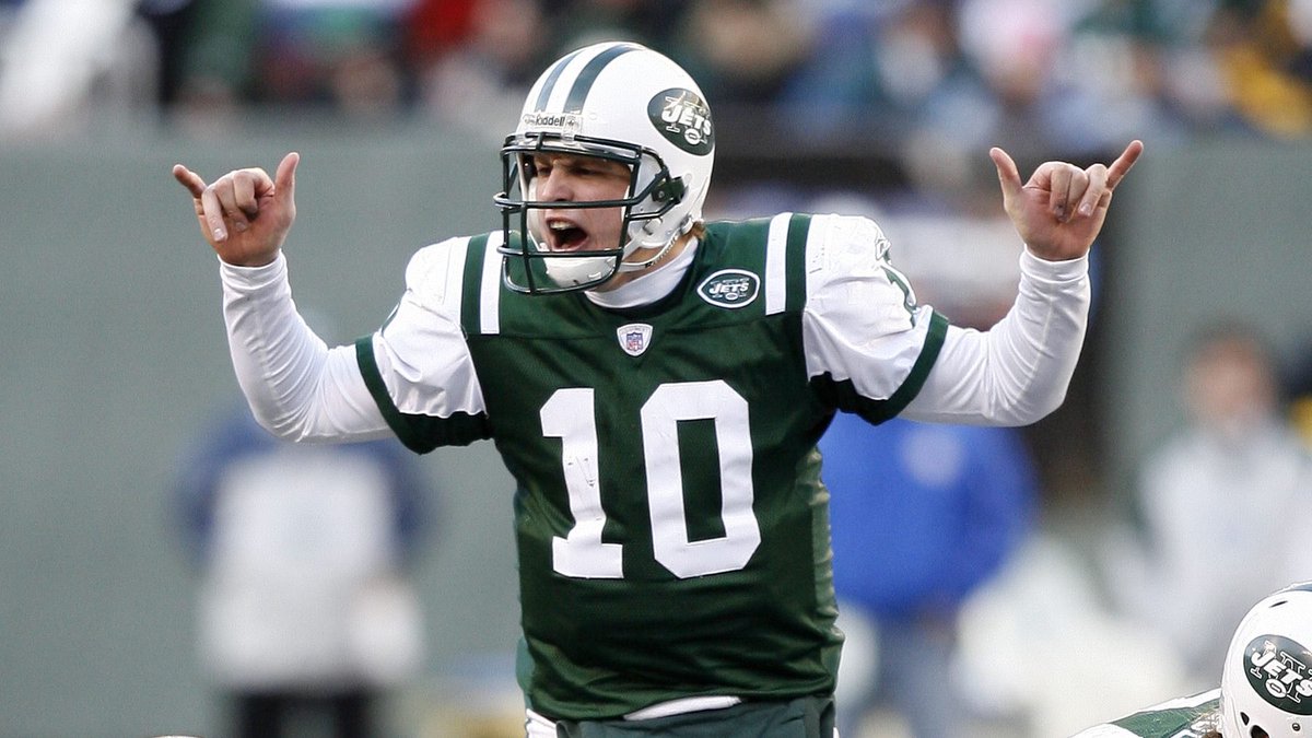 NYJetsToday_'s tweet photo. Assuming good health, could Chad Pennington take the current #Jets team to the Super Bowl? 🤔 https://t.co/ejLVcNQYBp