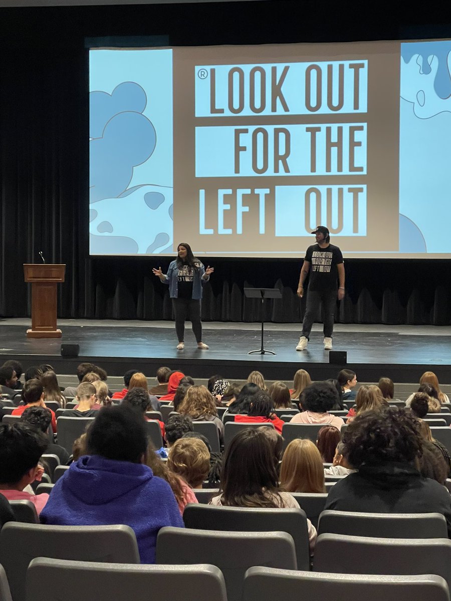 coachbriscoe007's tweet photo. Two of my favorite people sharing their awesome and powerful message with our freshman. @benjaminrwoods #lookoutfortheleftout #thebravewayhome #teamwoods #praiseforcalla https://t.co/IyWKuIOzfd