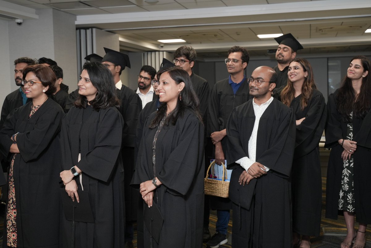 TOTHENEW's tweet photo. Another successful graduation ceremony of the #FutureLeadersProgram!
Guided by our founding team, a bunch of Newers embarked on a 14-month learning journey, mastering self and team management through self-paced courses, assignments, and retrospectives.
#leadership #tothenew https://t.co/Urbef28TZV