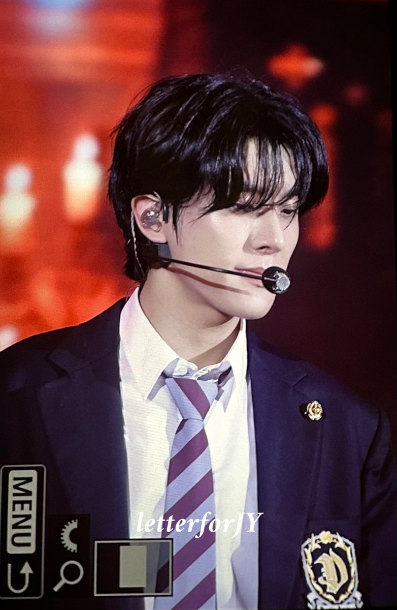 letterforJY's tweet photo. 230928 롯데월드 가든 스테이지

하.............지노 오빠.........개잘생겻어...

#ENHYPEN #JAKE #엔하이픈 #제이크 #심재윤 https://t.co/5rPimVK5wb