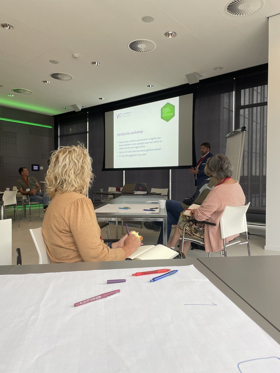 VOcontent's tweet image. Workshop leermiddelenbeleid van Jonas Grutters is vandaag twee keer te volgen. Heeeft jouw school een mooie visie en ben  je toe aan de volgende stap?  Leermiddelenbeleid in de praktijk. 
#vocongres #vocontent #openleermateriaal