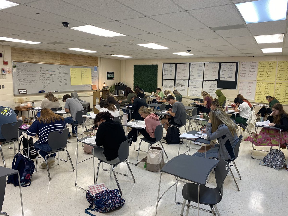 MrJasonDodson's tweet photo. #CCHSLearners practice ACT reading strategy to fit their personal score goal. https://t.co/DoHjR6hhjG