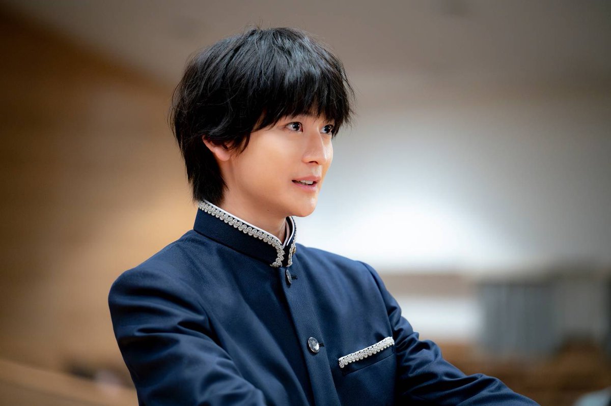 jdramaupdates's tweet photo. #TakahashiFumiya #ShisonJun #ItagakiRihito & #KoshibaFuka nas primeiras imagens para #FermatsCooking
Baseado na obra de Kobayashi Yugo sobre um jovem gênio da matemática que decide se aventurar no mundo da culinária com a ajuda de jovem chef, estreia dia 20/10
#フェルマーの料理 https://t.co/ENIYkDUdJ6