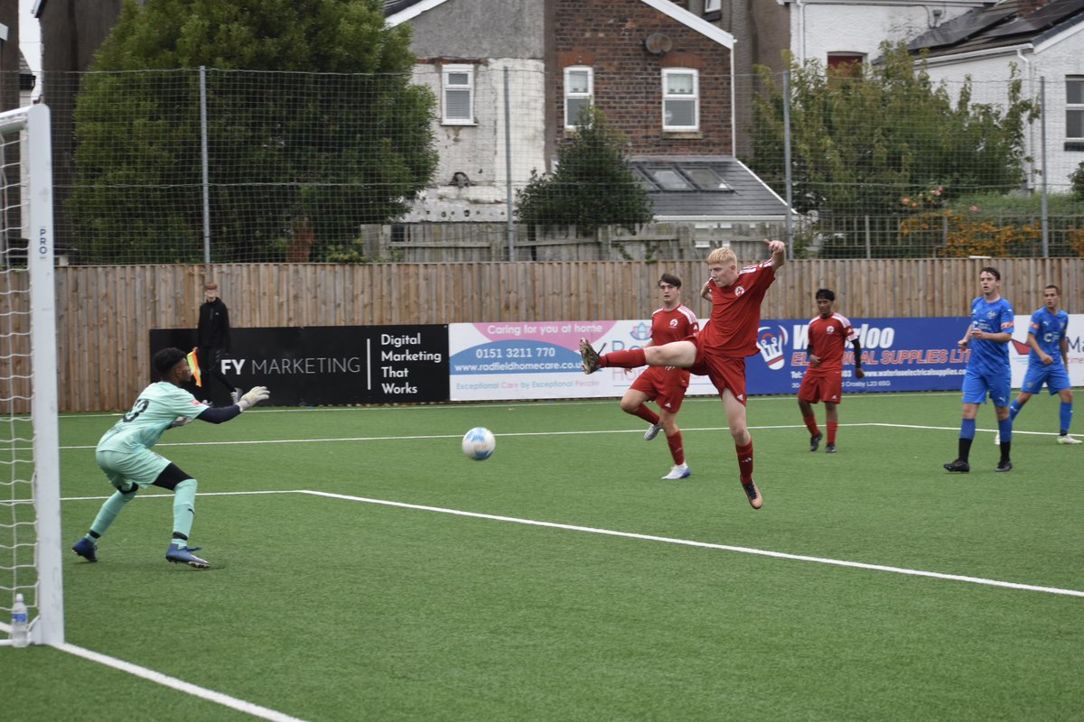paulmoran62's tweet photo. Set 13 from @Marinefcacademy 4-2 @SGerrardAcademy today in a friendly incl. Marine making it 3-1 in pics 1,2&amp;3 witha fine finish https://t.co/3YvNMhd80m