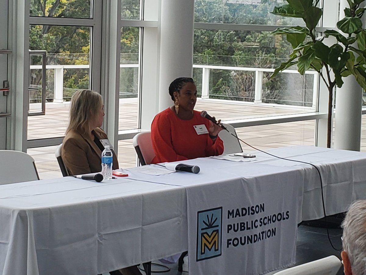 rcmcgregory's tweet photo. Great to hear MMSD officials and City government officials talking about ways we can invest in and support students and families at this morning's MPSF Breakfast! @SchoolsMakeMSN https://t.co/9xSLoJHaCF