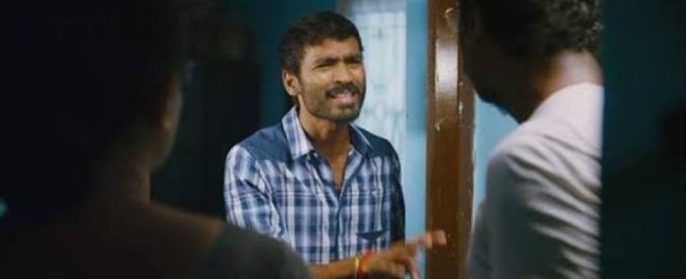 aravinth43AK's tweet photo. ரஜினி  மட்டும்  உங்கொப்பன் விசில கேட்டவனு  பாடற...... எனக்கு மட்டும்  உன் வால சுருட்டிடுனு  வைக்கிற......  -  அணில் னா😂😂
அனிருத் சம்பவம் 😂😂 https://t.co/KITUKji6IO