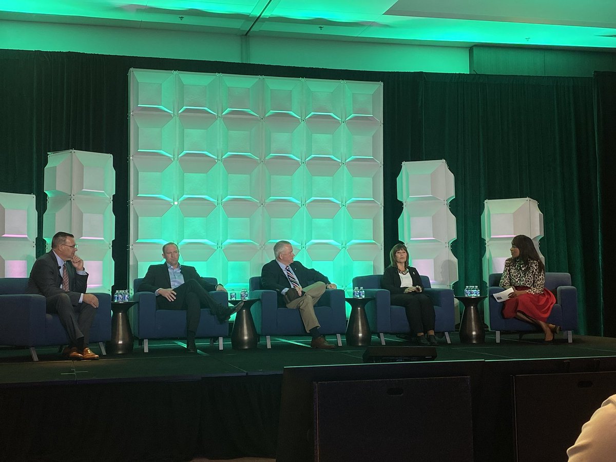 Our first #ABABankMktg general session of the day features bank CEOs Brad Elliott, <a href="/jburgmoney/">Dan Robb</a>, John Owen, and <a href="/clrodeheaver/">Carissa Rodeheaver</a> discussing branding, marketing and performance within their marketing teams and their companies.