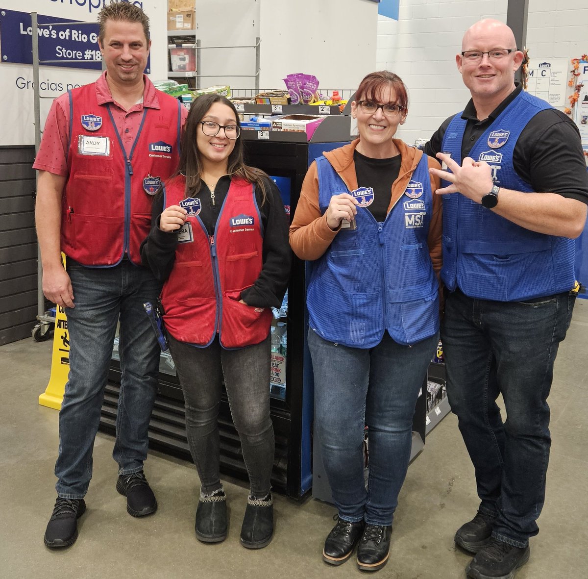 Celebrating two anniversaries today... Congratulations, ladies!🥳🌻🌷🌺🌼 #loweslife <a href="/TweetUsR30/">TweetUsR30</a> @billmann1861 <a href="/AndyD3579/">AndyD3579</a> <a href="/4martinsnow/">Martin Nieves</a> <a href="/Keith_lowes1861/">Keith pettit</a>