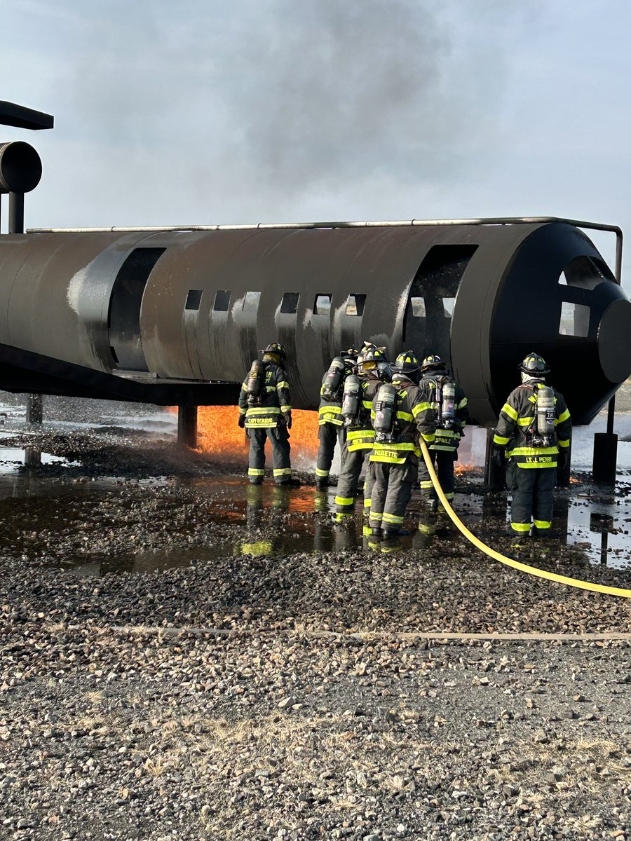 JamesPerry53's tweet image. 