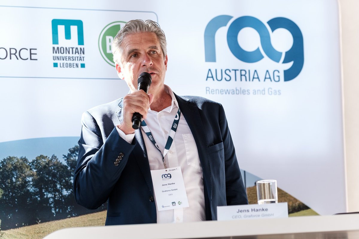 "Wasserstoff ist der Schlüssel zur CO2-neutralen Wirtschaft. Unsere modularen Anlagen ermöglichen die Herstellung von CO2-freiem Wasserstoff mit hoher Effizienz. Wir freuen uns über das gemeinsame Vorzeigeprojekt mit RAG Austria", so Jens Hanke, Geschäftsführer der Graforce GmbH.
