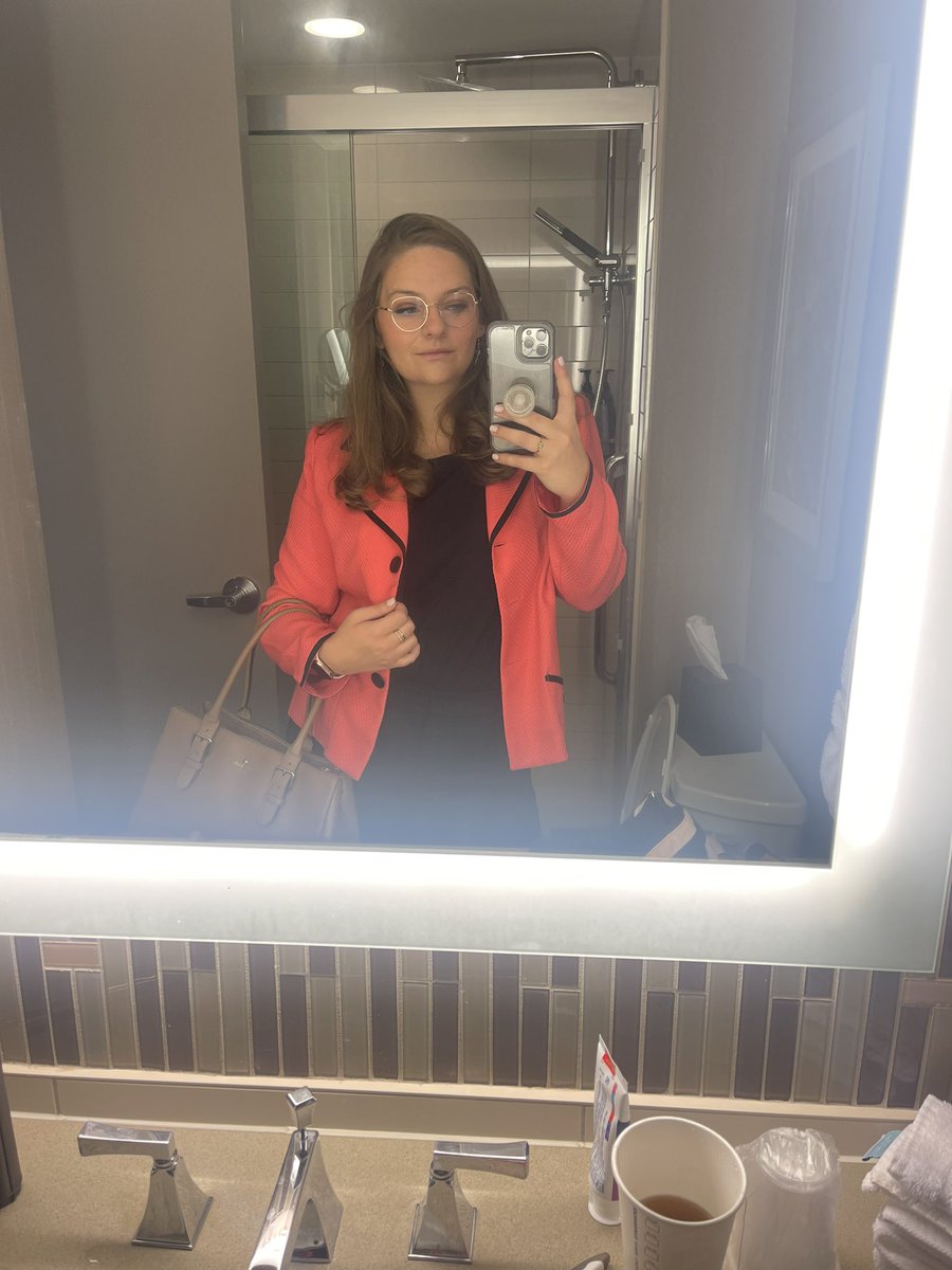 Zoe_Beausoleil's tweet photo. Board of Trustees Barbie #ACOOG https://t.co/g0wxpnvwsH