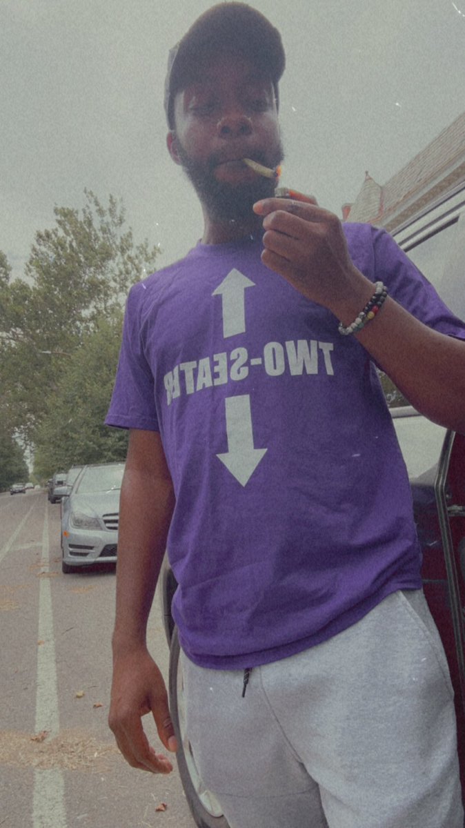 WannaTobias's tweet image. #TwoSeater