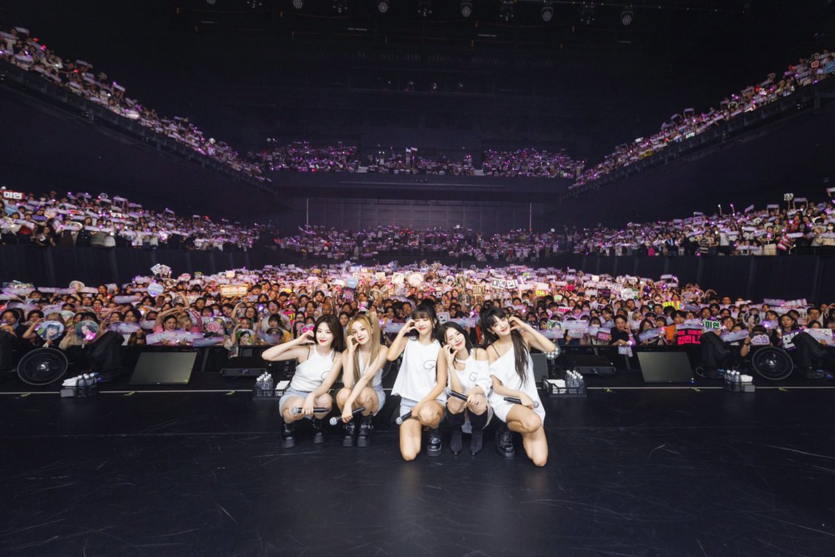 official_i_dle's tweet photo. [📸] 230928 @ #Iam_FREETY IN TOKYO DAY 2

언제 봐도 늘 반가운 우리 네버랜드 💜❤️
여러분 덕분에 하루가 사랑으로 502% 채워졌어요 💓
오늘 함께해서 너무 행복했어요! 우리 곧 또 만나요 👋

#여자아이들 #GIDLE
#2023_GIDLE_WORLDTOUR https://t.co/aEyUzNIrI4