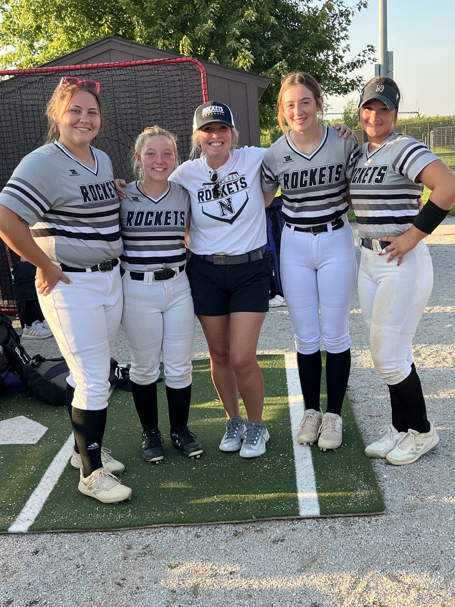 Lincoln Northeast Softball tweet media