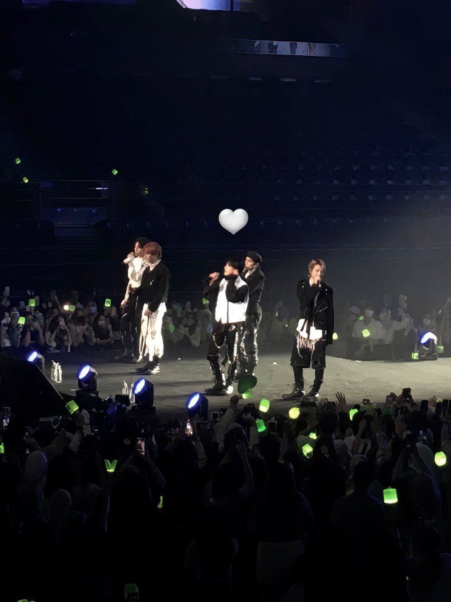 jl0v3rss's tweet photo. semoga ada rezeki lagi nak jumpa 
dengan NCT 🥺💖 I miss them  :( https://t.co/d1JaV7ULwr