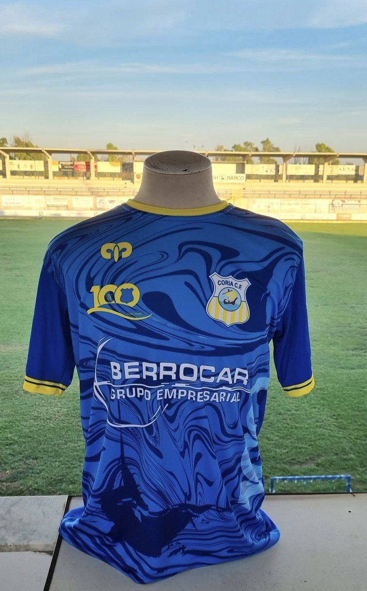 Coria_CF's tweet photo. 😍¡Nueva camiseta de visitante del #CoriaCF en la temporada del Centenario! 

➡️ Diseño basado en nuestro río Guadalquivir. 

➡️ 35€ 

#CoriasiempreCoria https://t.co/oHYM6q14j7
