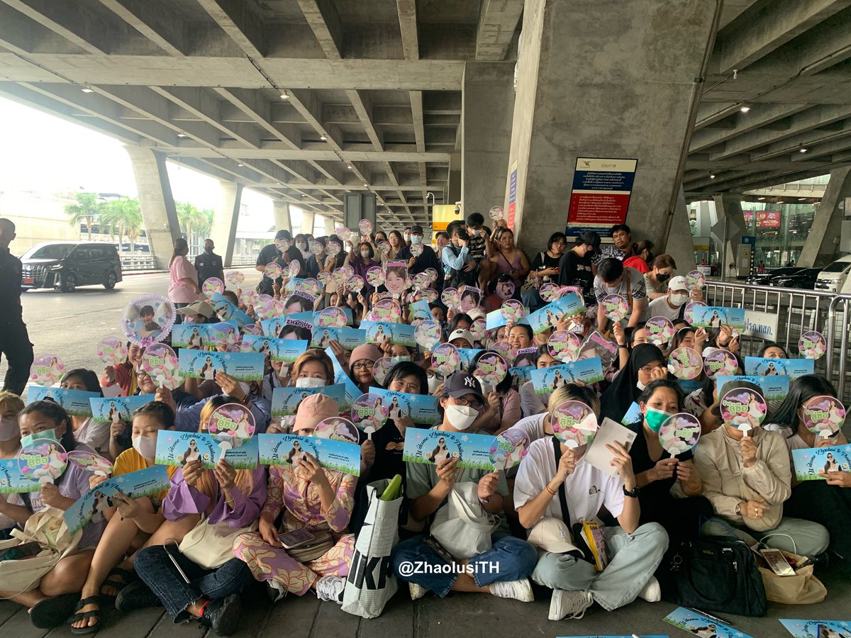 ♡ จ้าวลู่ซือ 赵露思 Thailand ♡ tweet media
