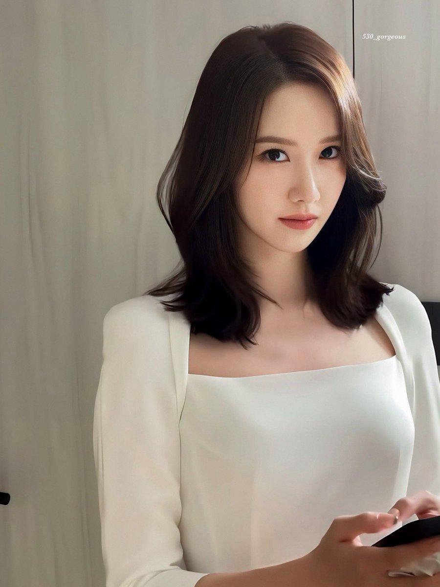 530_gorgeous's tweet photo. Estee Lauder 🩵🪽

#ยุนอา #YOONA #윤아 #임윤아 https://t.co/iFBzufVdPK