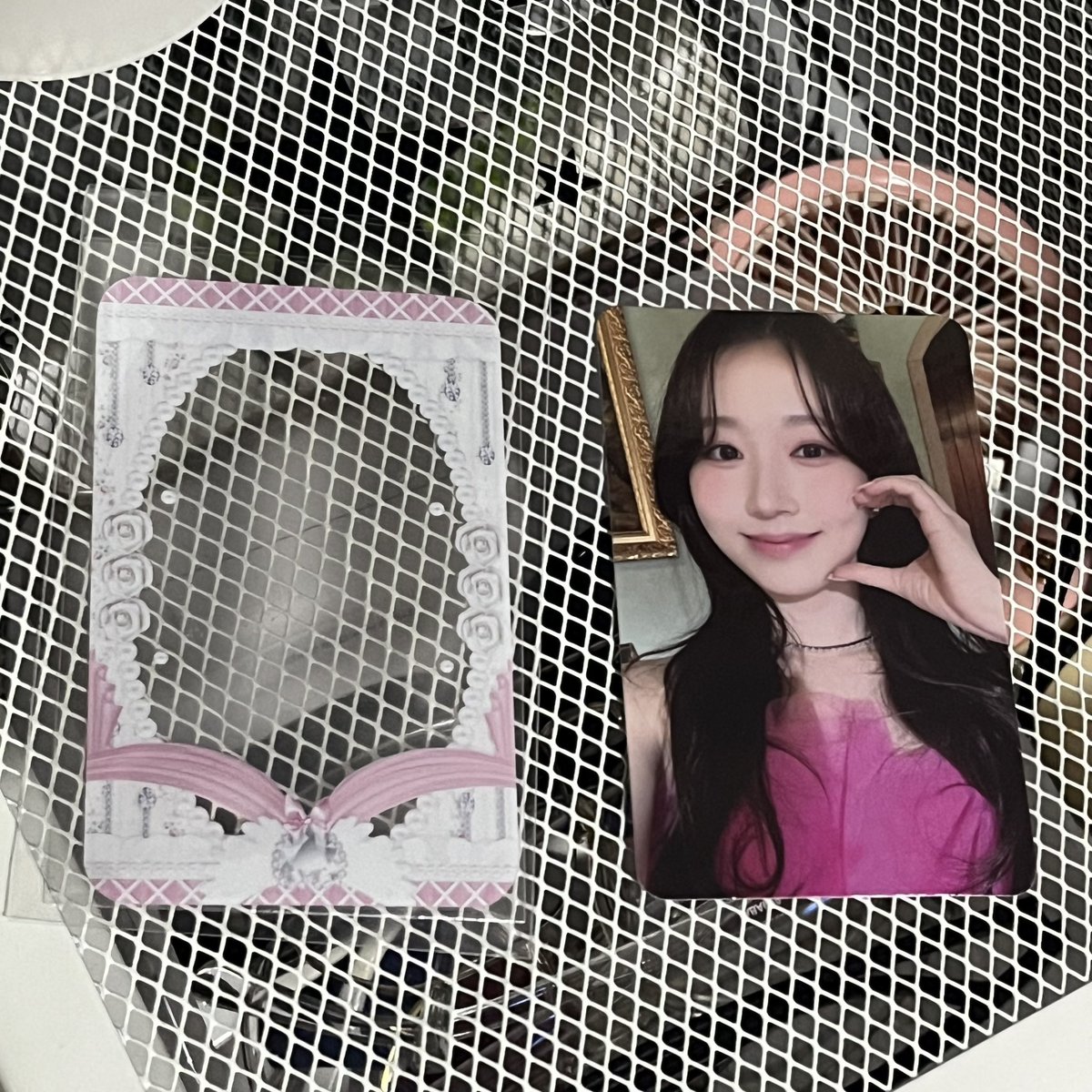 Godisawomencs's tweet photo. แฮวอนครึ่งใจ 100฿ รวมส่ง💯 
(+แถมเฟรม)

#ตลาดนัดnmixx #ตลาดนัดkpop https://t.co/VOE4nIYIAg