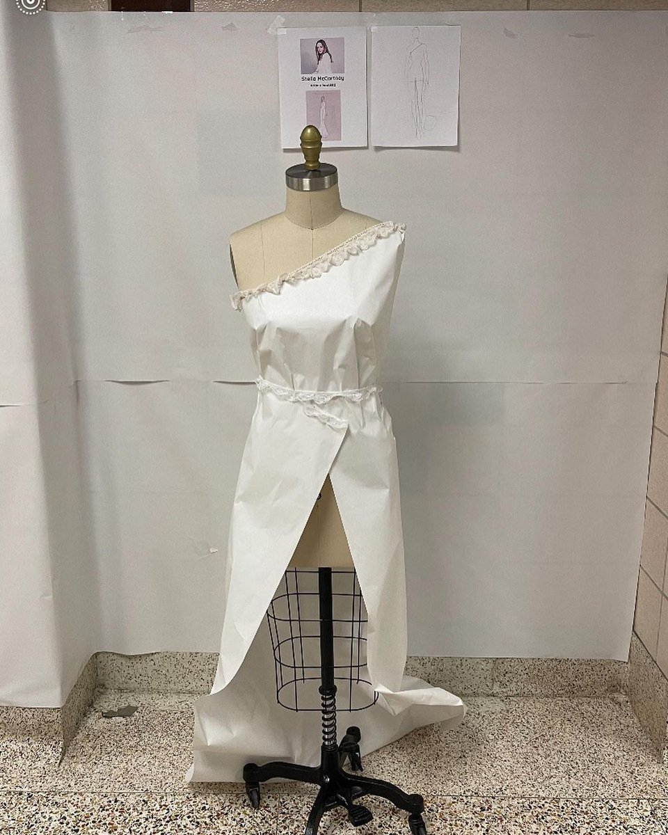 PISDCareerTech's tweet photo. Fashion Design students at Sam Rayburn made paper dresses for their London themed classroom during homecoming week. #PISDCTE #CTE #OneTeamOneGoal #ctetx #fashiondesign #fashion #design #style #fancy https://t.co/m6KUQzCAc2