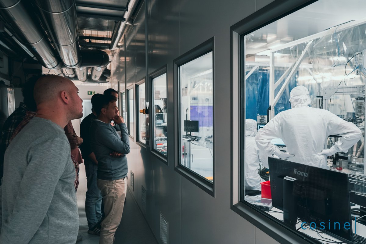cosineBV's tweet photo. We were thrilled to welcome @UniLeiden Fine Mechanical and Electronics Departments staff at cosine today! They had the unique opportunity to explore our state-of-the-art 1000 m²cleanrooms and cutting-edge high-tech facilities.

#SPO #HyperScout https://t.co/JrMZvezD6R