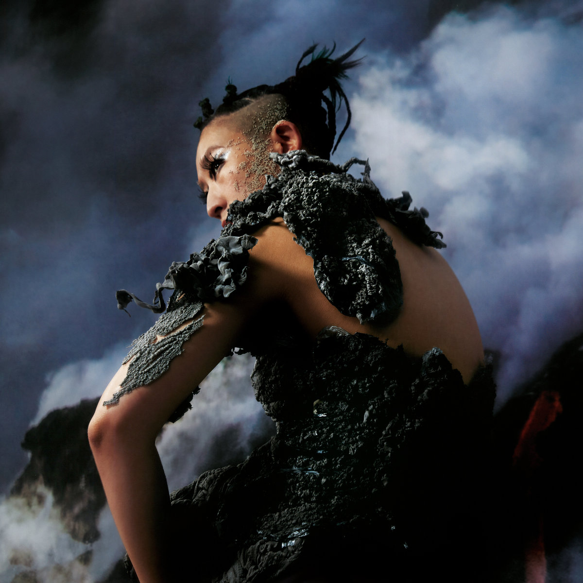 33EMYBW announces "Holes of Sinian" on SVBKVLT: musicmap.global/article/shangh…