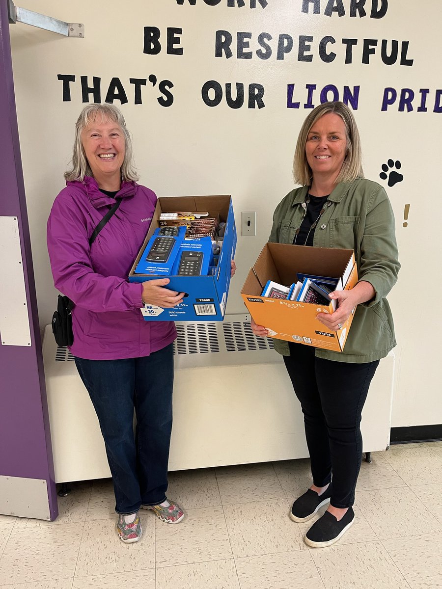 Thank you Tessa Catton and the Kiwanis Clubs of Sarnia-Lambton Golden K, Forest, Seaway, Petrolia and Area, and @Staples for the generous donation of school supplies. You continue to support the learning of our ELES students and we are very grateful.  #lkdsb #lkelempro #lionpride