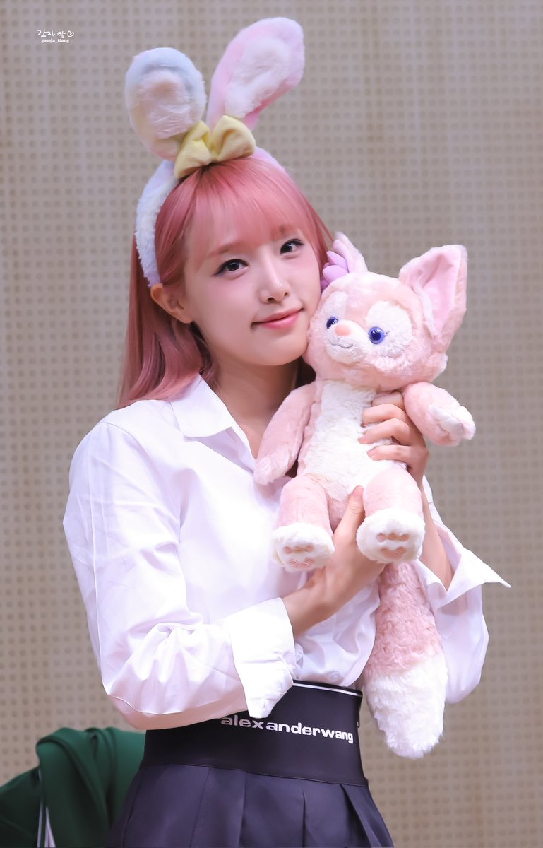 stjongau_alt's tweet photo. Happy Birthday YENA!!🎂💗🦢
#최애의_예나_생일축하해
#YENA_YoureMyStar
#HAPPYYENADAY
#YENA #예나
#HappyBirthdayYena #HappyBirthdayChoiYena https://t.co/O8U6FZOYh8