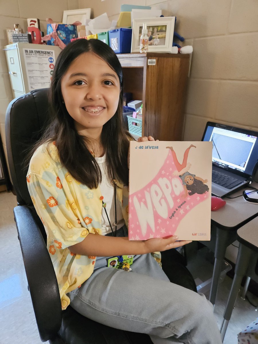 mollyndudley's tweet photo. Thank you Miss Viviana for coming to read to our class for Hispanic Heritage Month! We enjoyed hearing the story Wepa with the very spirited Mia! ❤️ #diversifyournarrative #AHSreader #rolemodel @BrianneKalkman @HumbleISD_ESE https://t.co/EpqiygcrAU