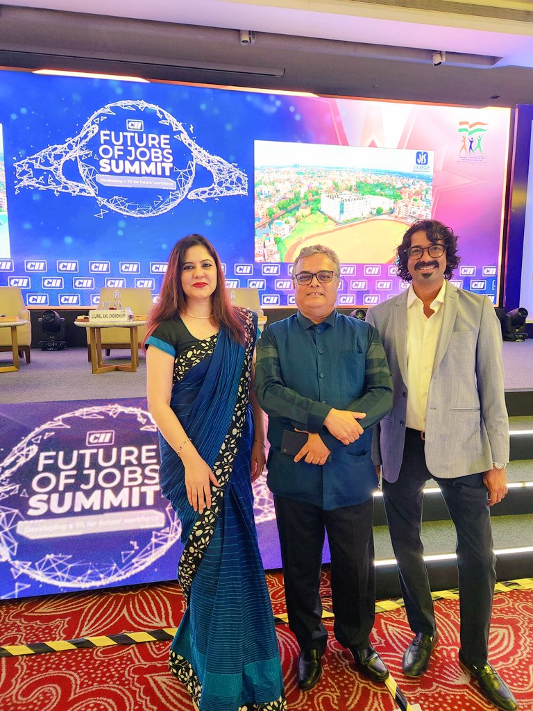 Speaker for the CII -Future Of Jobs Summit this afternoon. Our panel was ably moderated by Prof @ukcglobal Spoke on #GigEconomy and #RemoteWorking. While the gig economy is definitely adding to the country's GDP as it offers cost benefits avoiding long term employee