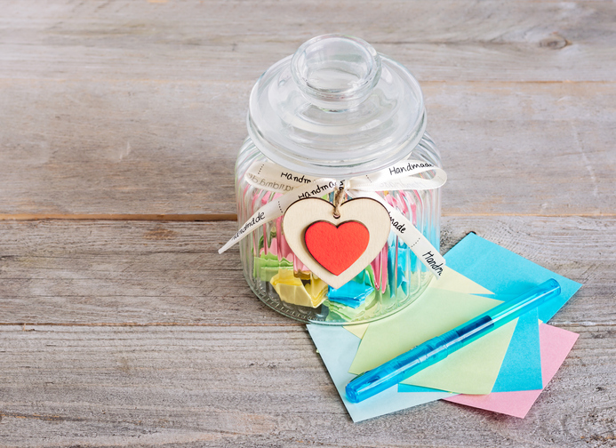 HeatherLocus's tweet photo. The silver lining of post-divorce life can be hard to find sometimes. Here's a tip: Write down a list of new opportunities and keep it in a figurative or literal jar. #thenextchapter https://t.co/SuZLHHLx9O