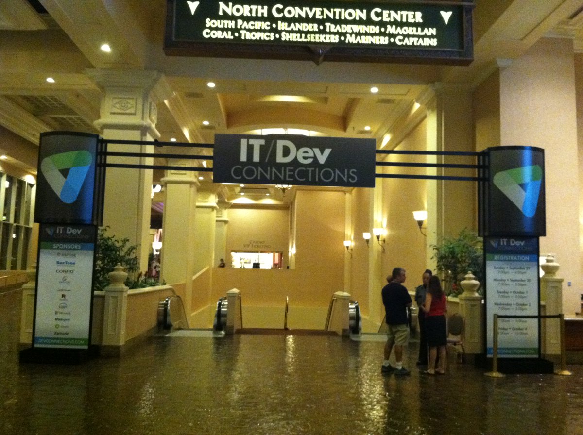 rodtrent's tweet photo. Good times (2013)
#ITDevConnections https://t.co/bxlc0M3yqM