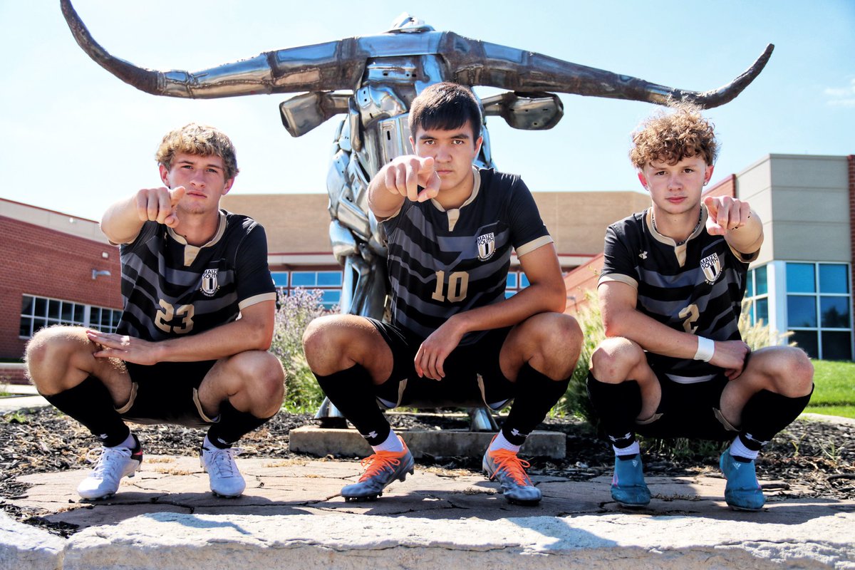Gameday!! Maize South takes on Salina South tonight @ Home! Come out and support your undefeated Mavs to 10-0 on the season!! JV kicks off at 5pm followed by Varsity at 6:30pm. Let’s go, Mavs!! #MaizeSouthSoccer
