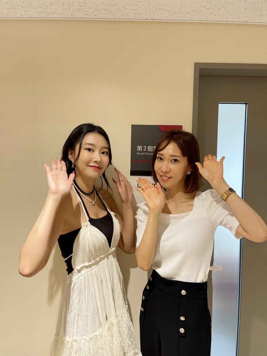 𝐌𝐂 ヒョナ / 구현아 tweet media