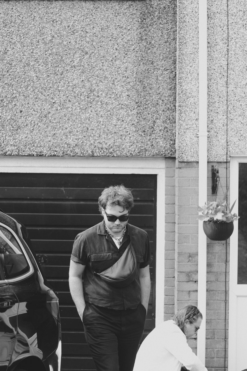 Online tickets for tonight now sold out. 

Doors open at 7:30, we are on at 8:30.

See you later.