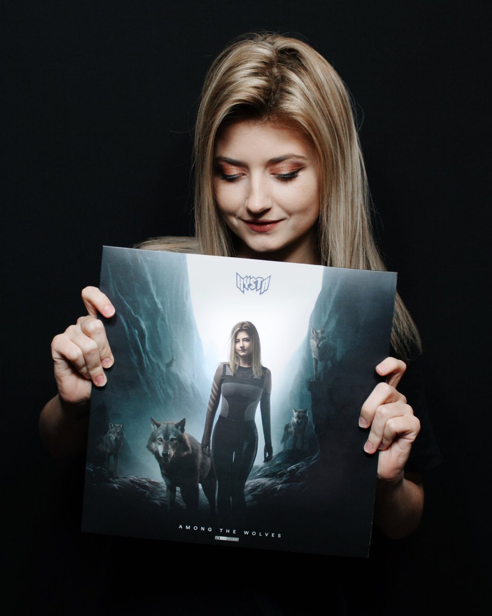 𝟲𝟬 % 𝗦𝗢𝗟𝗧 𝗢𝗨𝗧 🔥 𝗟𝗶𝗺𝗶𝘁𝗲𝗱 𝗲𝗱𝗶𝘁𝗶𝗼𝗻 • 𝟱𝟬𝟬 𝗲𝘅.
Sells are going fast, get yours before it’s too late 🖤🐺 

ttmshop.nl/a-83491337/hom…