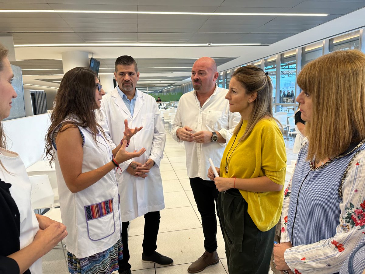 En cada discusión de fondo que dimos en estos años tuvimos el acompañamiento de las conducciones de las escuelas. Desde la reforma del Estatuto Docente hasta las prácticas educativas, estuvieron ahí para aportar y poner en marcha los cambios. ¡Feliz Día del Director! Gracias. 🙌