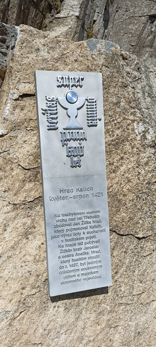 rene_lowy's tweet photo. Severní Čechy krásné 🌞 #kalich https://t.co/JVMVfxLtXk