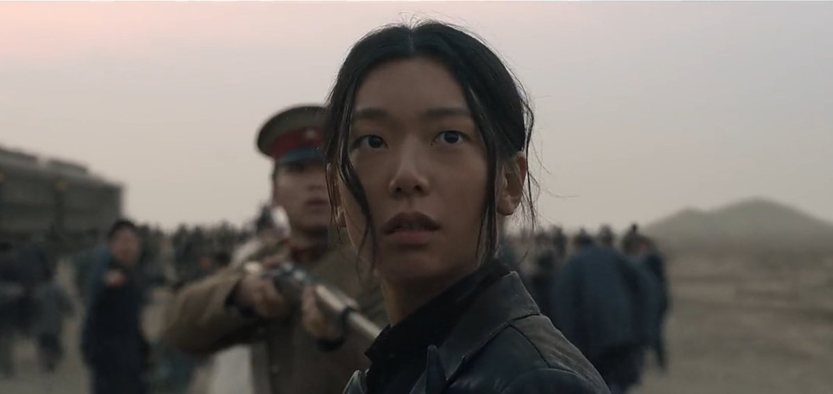 Hojung’s versatility was seen in this drama. Eonnyeoni is the moment 🔥

#SongOfTheBandits  #LeeHojung