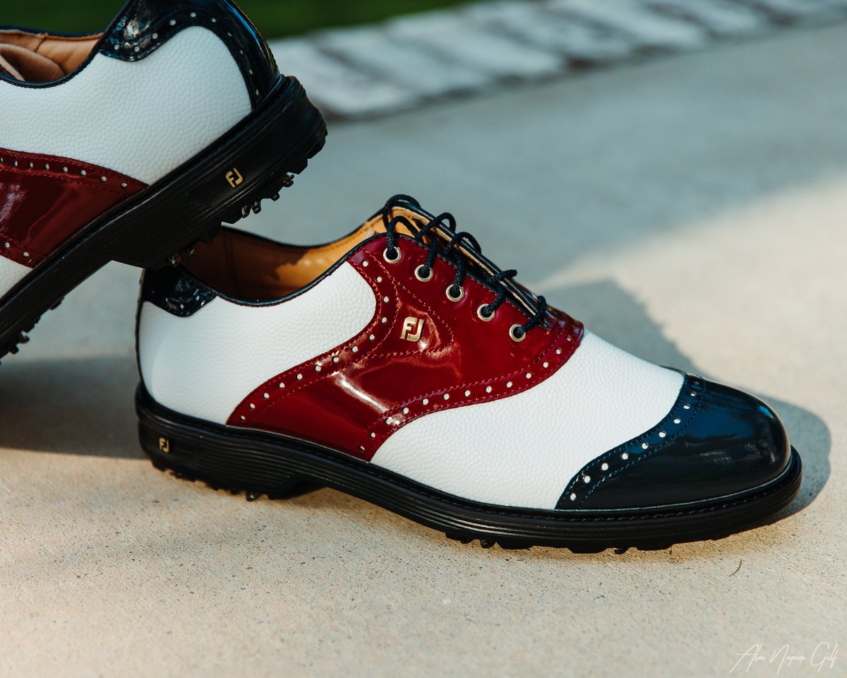 alexnapiergolf's tweet photo. USA! USA! USA! ๐บ๐ธ๐บ๐ธ๐บ๐ธ
Which team are you rooting for in the Ryder Cup this week?
This limited edition pair of Wilcox from the Centennial Collection is the perfect way to sport that Team USA flair! @FootJoy #FJ100 #FJpremiereseries https://t.co/w0xbm62uYJ