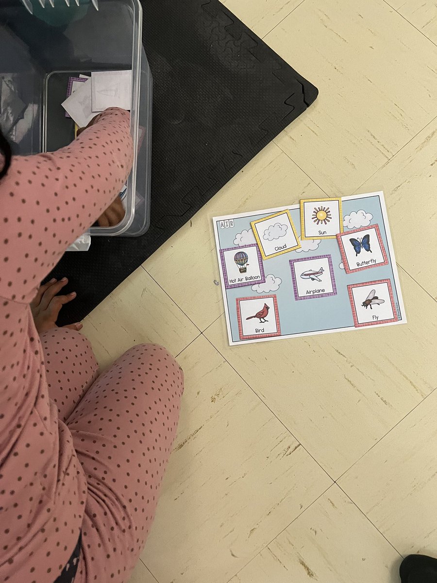 militoGr1's tweet photo. We have been having so much fun at our sorting stations this week! ☺️ 
@StRoseLimaOCSB https://t.co/YwJMrTa9pC